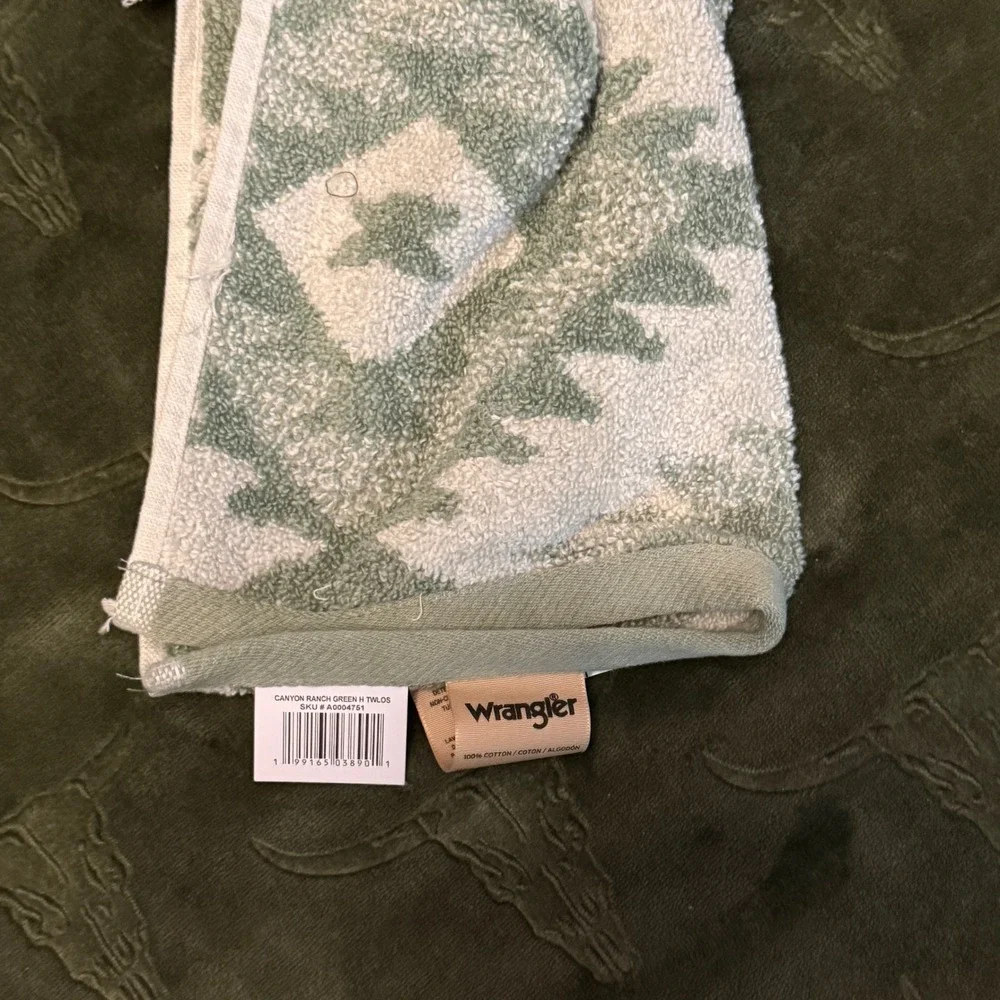 Wrangler Hand Towel Unisex OS New‎ Canyon Ranch Green Southwestern Cotton